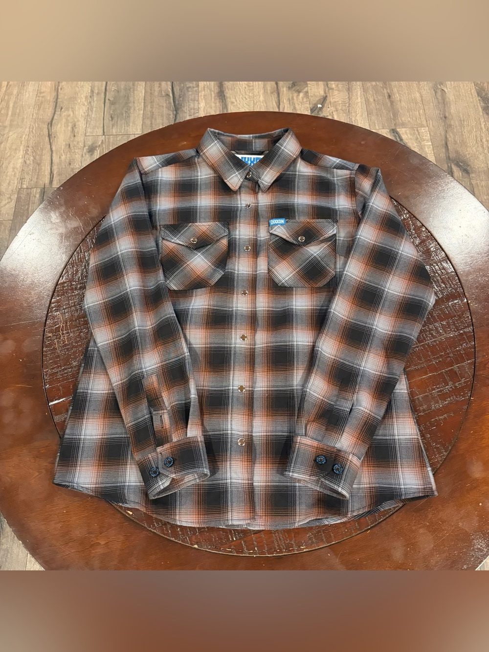 3683 Dixxon Flannel Co Patina Plaid Shirt in Women's Size Large